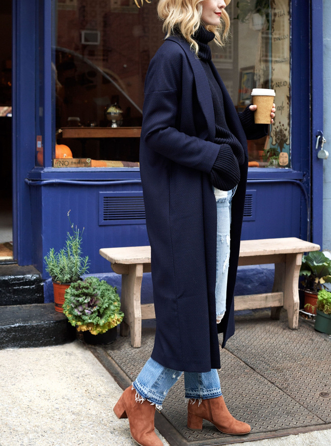 Rien de tel qu'un manteau chic-minimaliste pour r�chauffer une tenue cosy/roots !