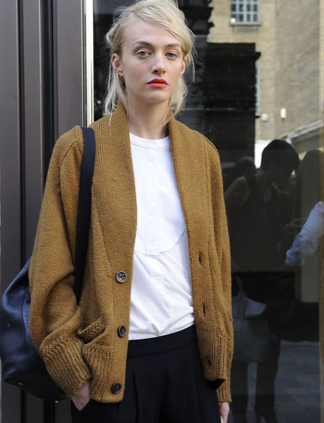 Le cardigan de grand-p�re, une bonne alternative � la veste en jean !