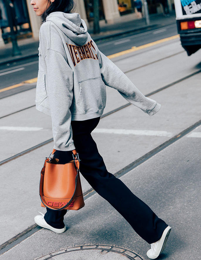 Le sweat � capuche, le nouveau perfecto !