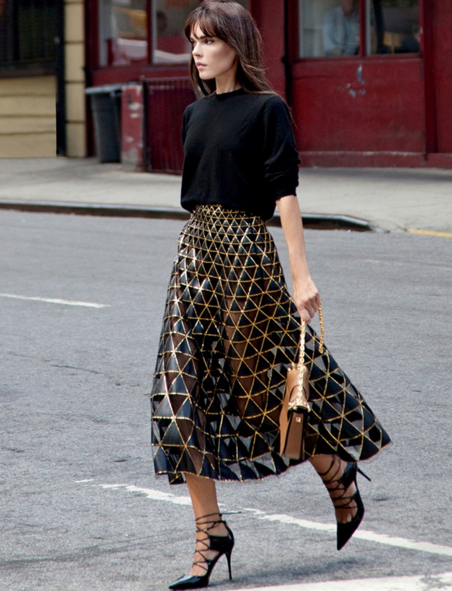 La jupe midi ultra sophistiqu�e, le nouveau basique � conjuguer sur tous les tons