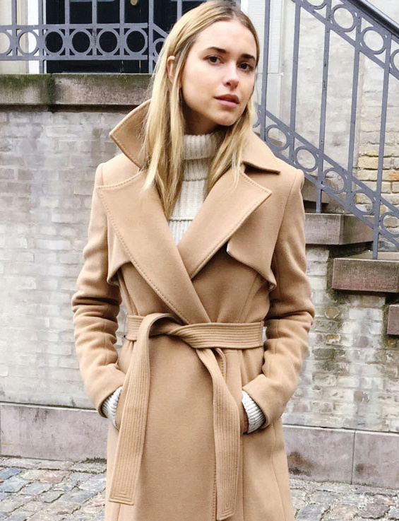 On aime quand le trench se coupe dans un drap de laine bien chaud