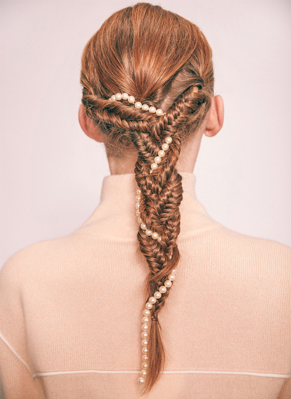 Et si l'on portait nos perles de mani�re un brin diff�rente ?