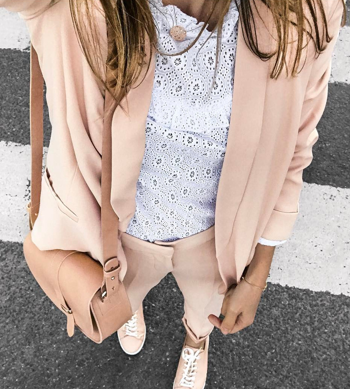 Le parfait look urbain girly