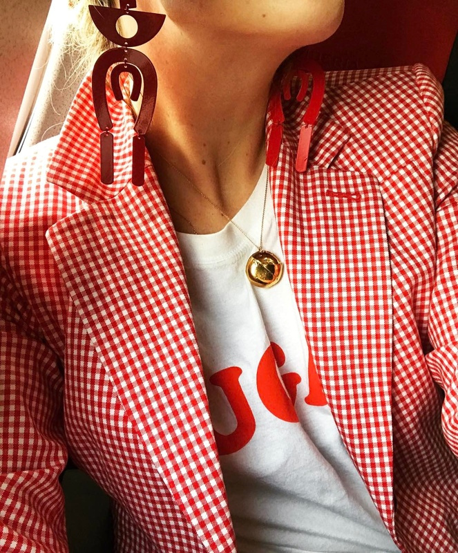 Vichy rouge + tee-shirt vintage = le bon mix