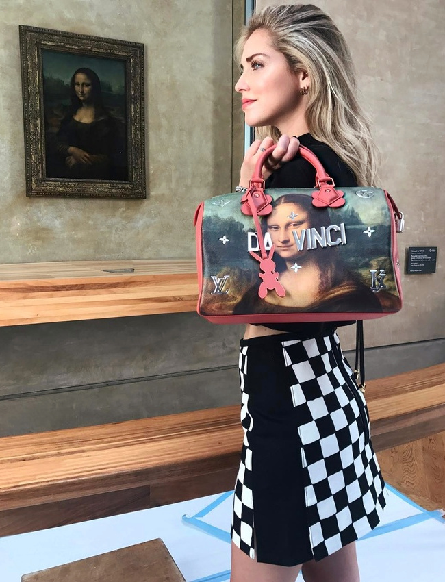 Il n'aura pas fallu attendre longtemps pour voir Chiara Ferragni adopter le dernier sac Louis Vuitton...