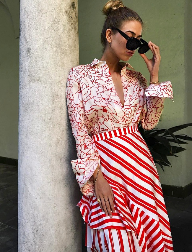 Oui aux mix and match d'imprim�s rouge et blanc !