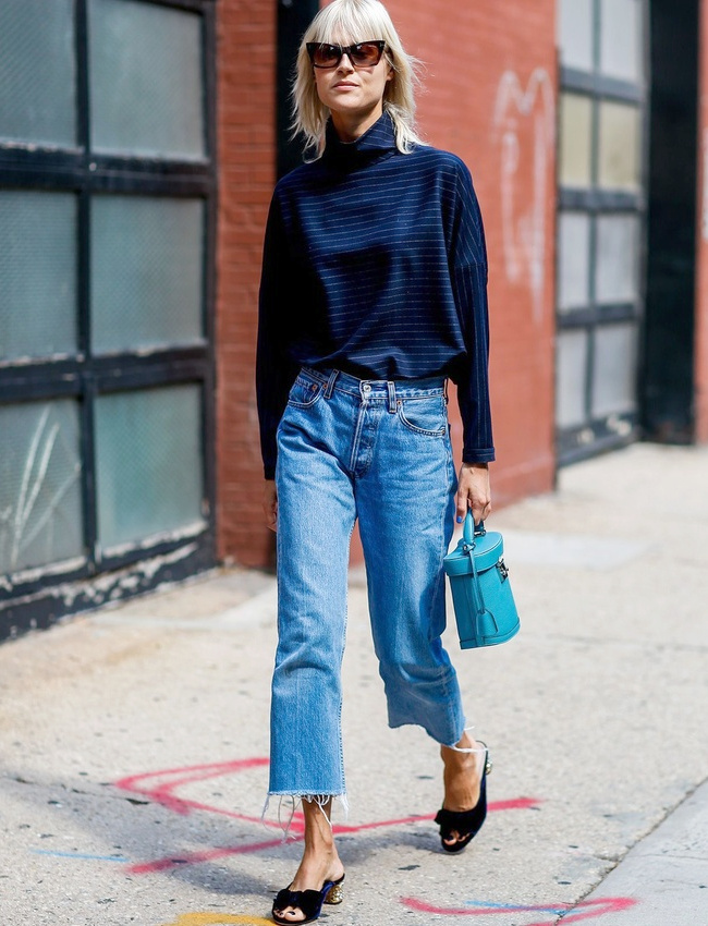 Haut couvrant + mules d�licates = le bon mix