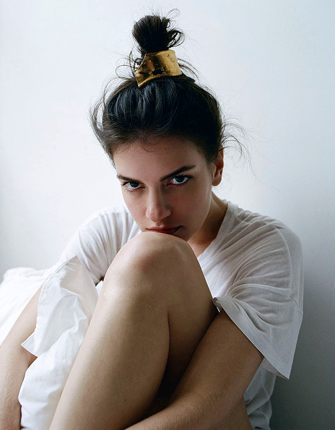 Plus la coiffure se veut d�sinvolte, plus on pense � la twister au contact d'un accessoire sophistiqu�