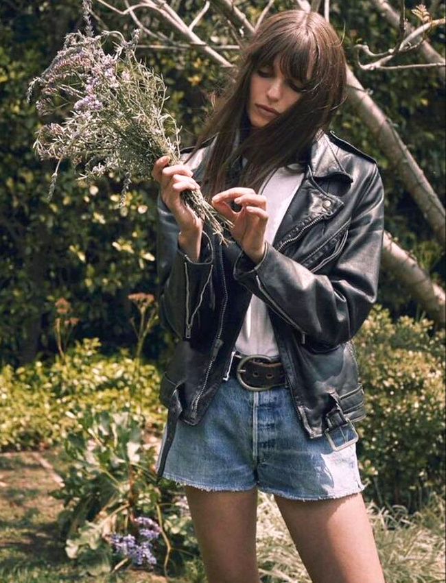 Rien de tel qu'un perfecto pour r�chauffer d'un twist rock nos tenues estivales !