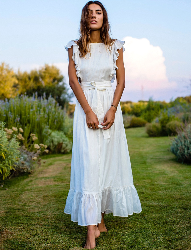 Cet �t�, on use et abuse des longues robes blanches !