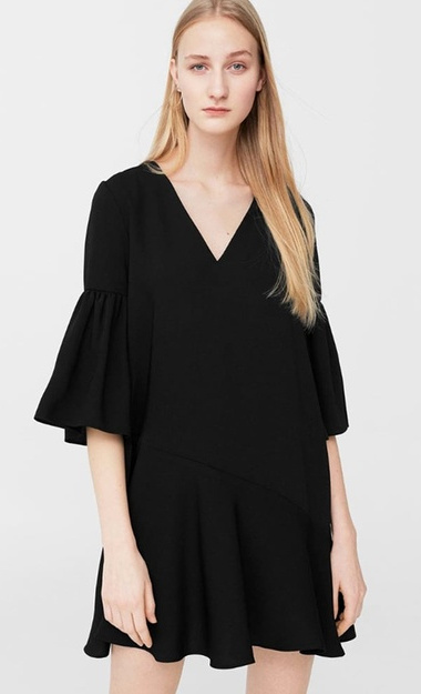 Robe noire  volants