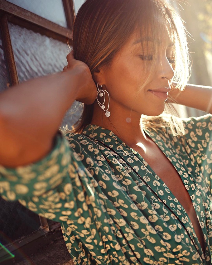 M�lant feuilles de n�nuphar et fond vert d�licat, cet imprim� a tout bon !