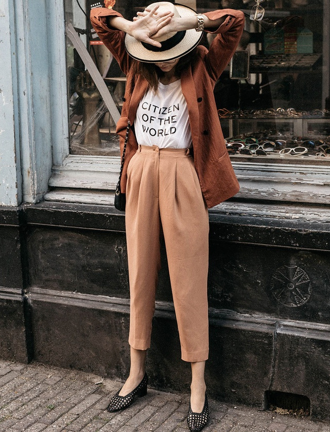 Rouille + beige + blanc + noir = le bon mix