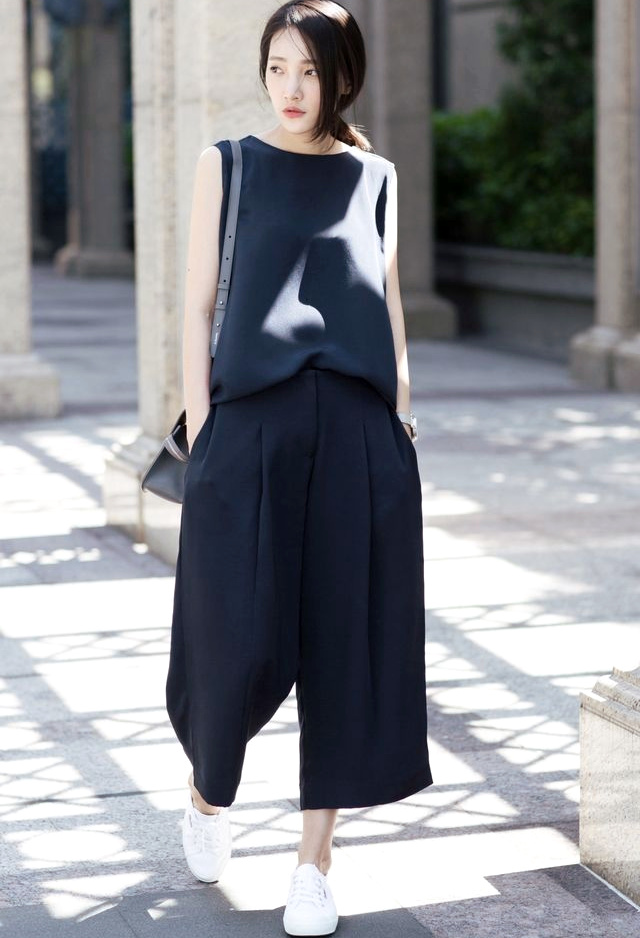 Oui aux looks sportswear minimalistes !