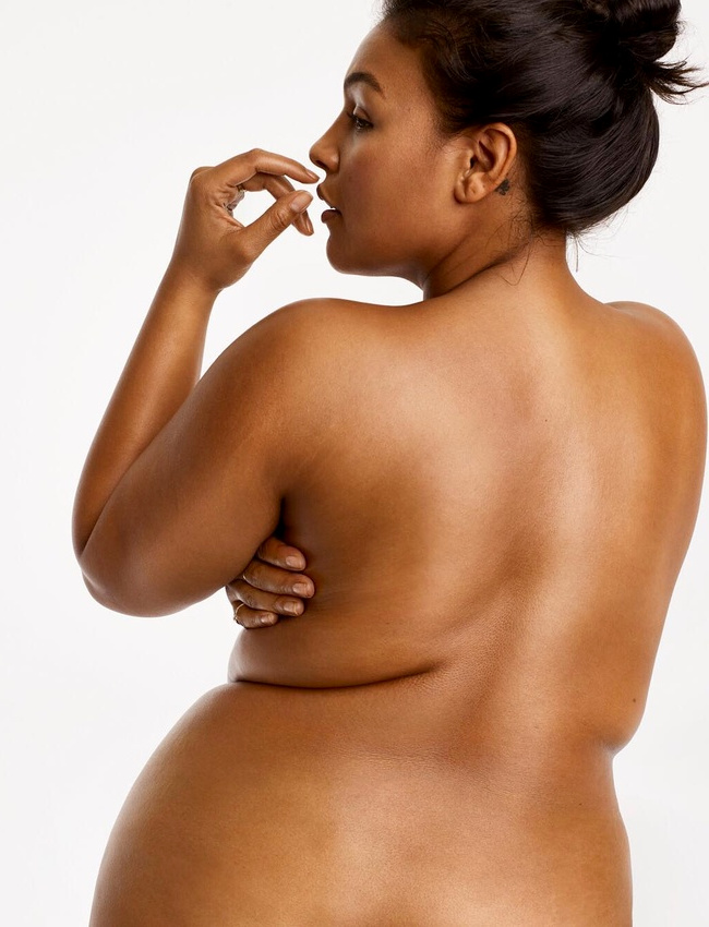 Chez Glossier, les canons morphologiques se font multiples