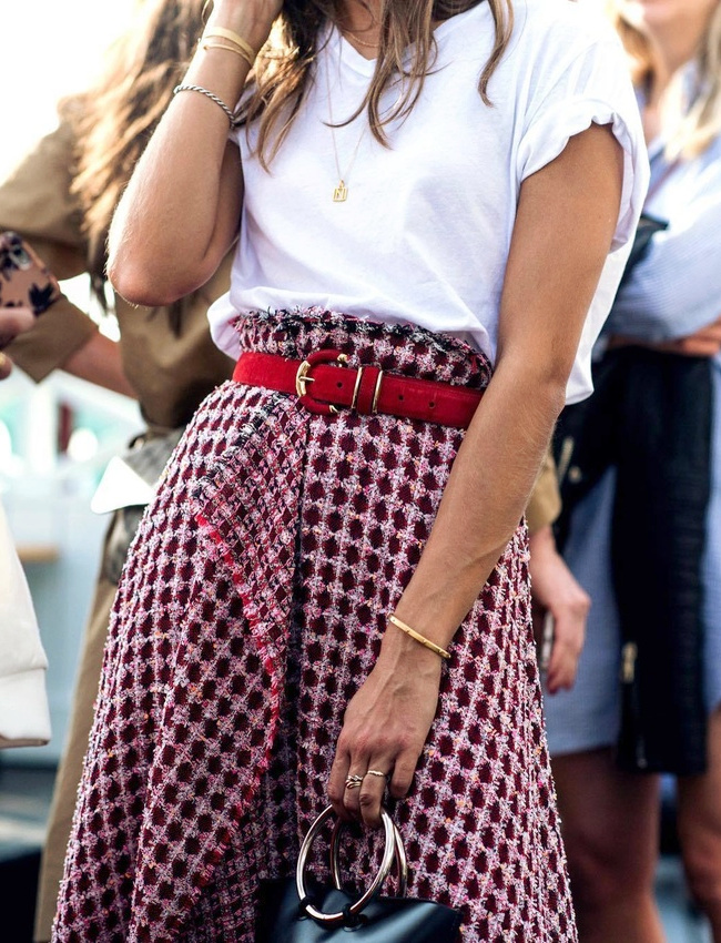 Cet automne, on n'h�site pas � ceinturer taille haute nos jupes midi