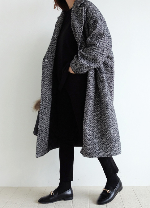 Manteau oversize + pantalon 7/8 = le bon mix