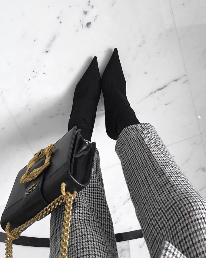 La bottine-chaussette, l'alli�e de pr�dilection du pantalon 7/8