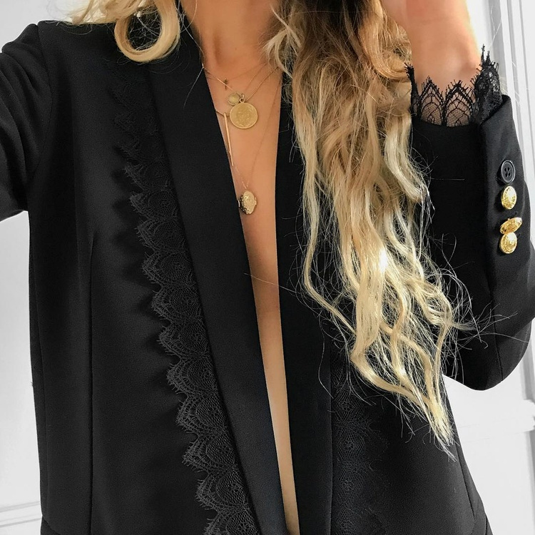 On aime quand la veste de smoking gagne en d�licatesse