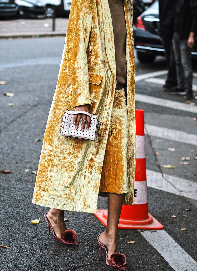 Le velours moir�, le challenge stylistique de la saison !