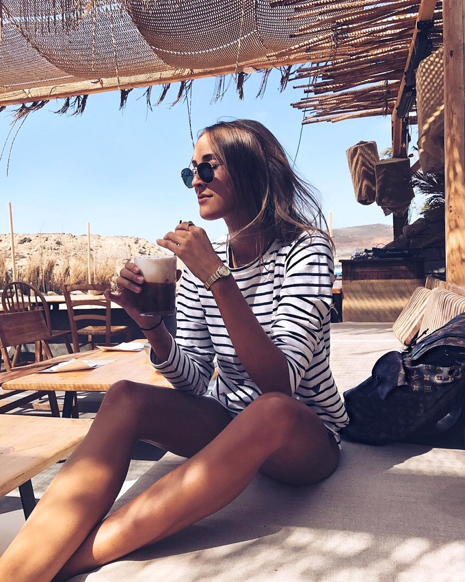 Note pour l'�t� prochain : porter sa marini�re au soleil