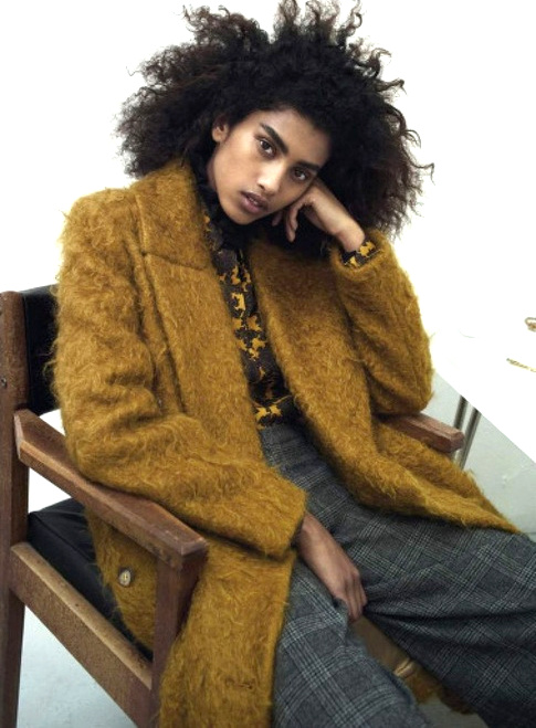 Rien de tel qu'une texture chaleureuse pour twister un pantalon � carreaux !