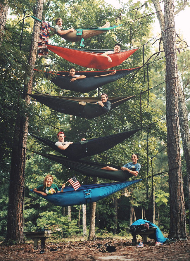 Oui � la colocation repens�e en mode camping !