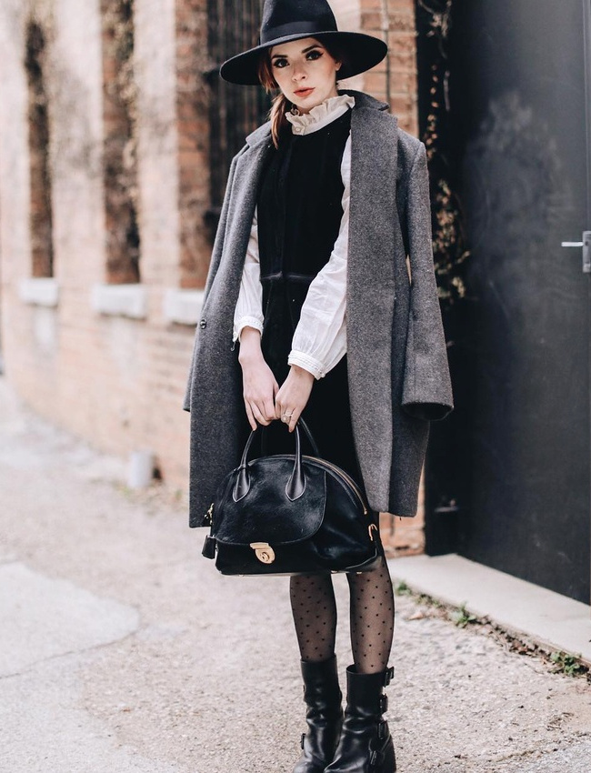 Entre coquetterie f�minine et pi�ce masculine, ce look trouve le bon �quilibre