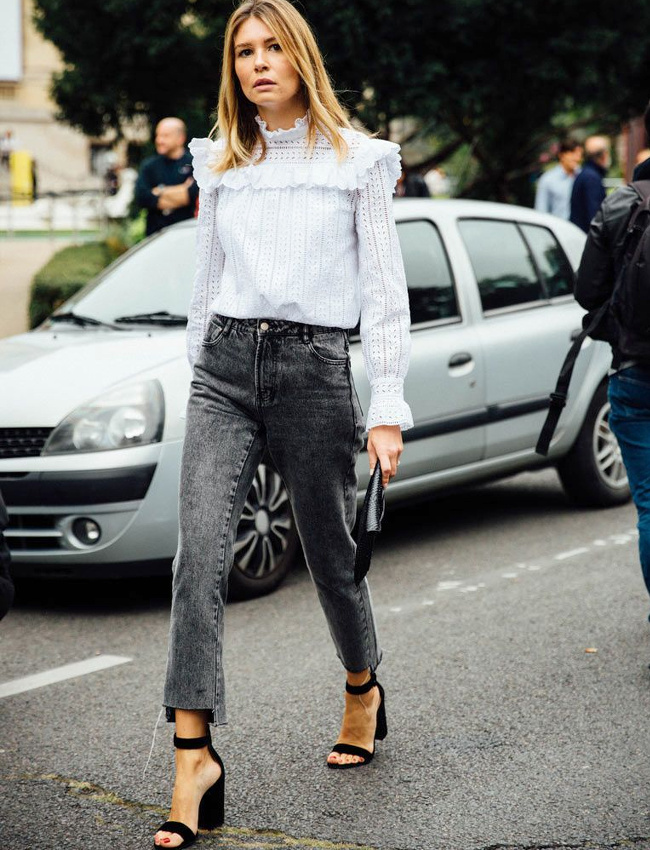 Le jean noir bleached, une bonne alternative � son homologue carbone !