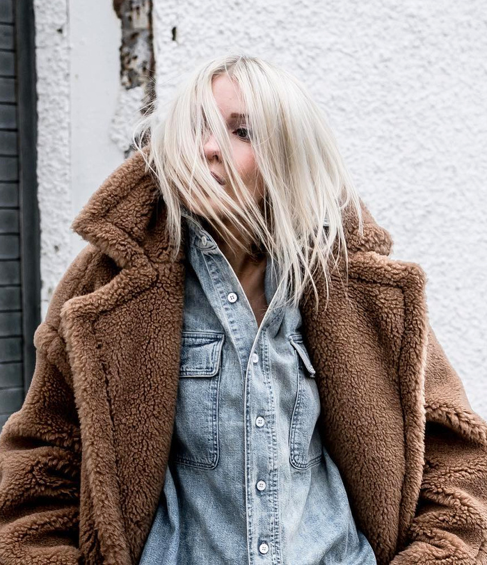Teddy bear oversize + denim = le bon mix