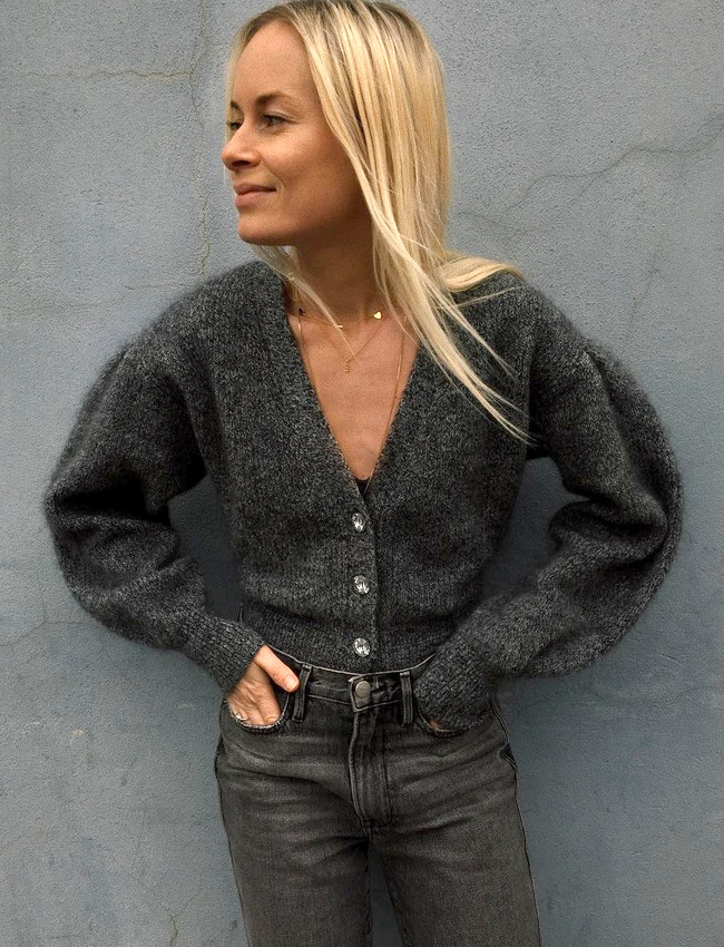 Il n'y a pas que le total look noir dans la vie... il y a aussi le total look noir d�lav� !