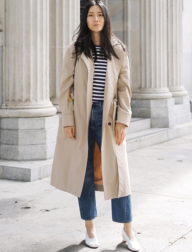 Remplacer ses baskets blanches par une paire de souliers immacul�s f�mino-minimalistes est souvent une bonne id�e