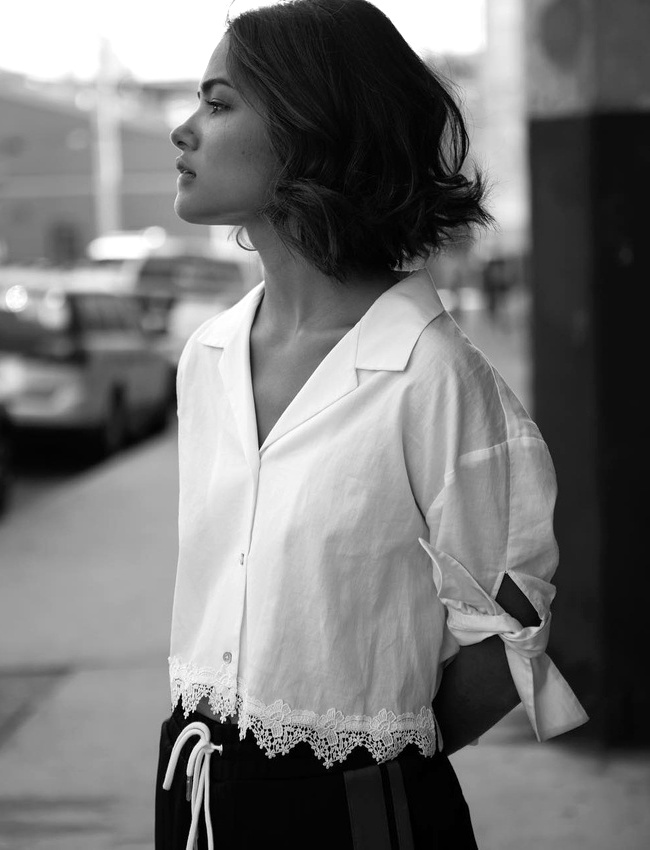 Chemisier raffin� + jogging = le bon mix