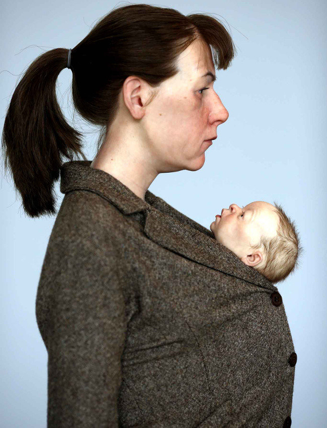 L'hyperr�alisme de l'artiste Ron Mueck : bouleversant et hypnotisant