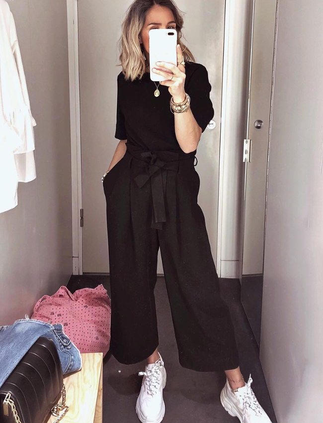 M�lant monochrome chic et d�gaine confortable, ce look a tout bon !