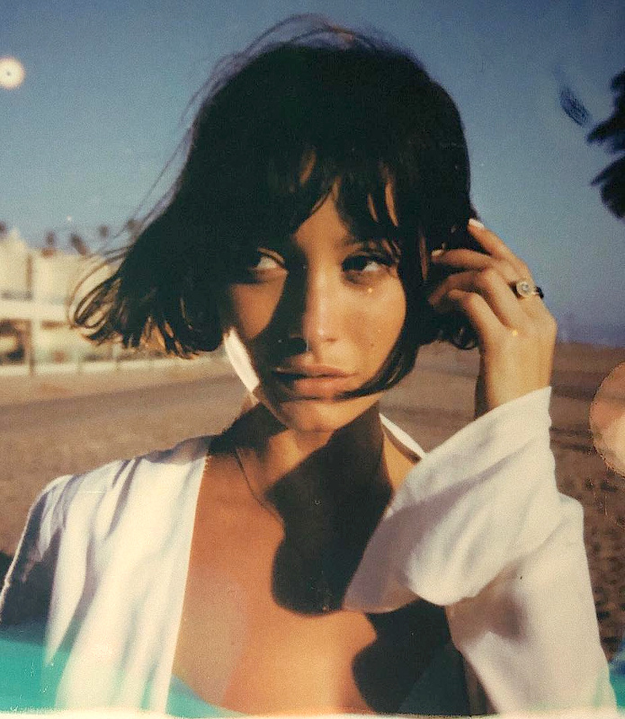 Ne jamais sous-estimer la dimension sexy d'un carr� court !