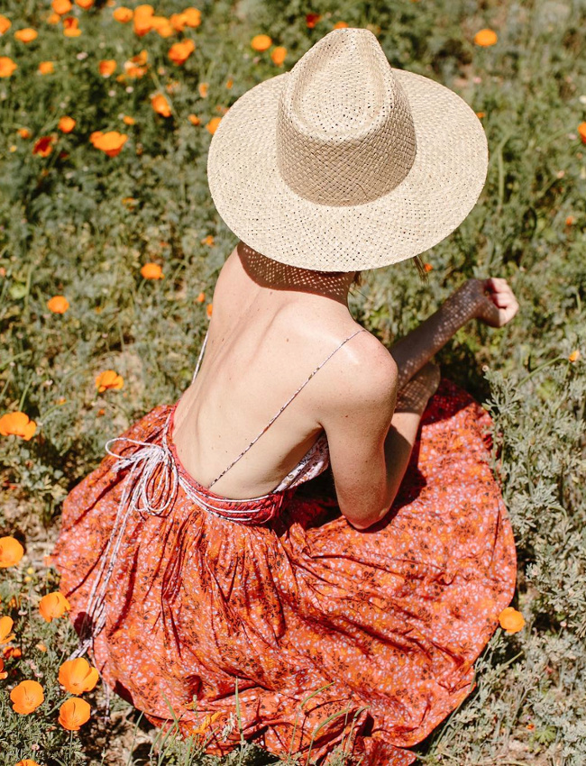 Le dos nu, l'atout choc des robes estivales !