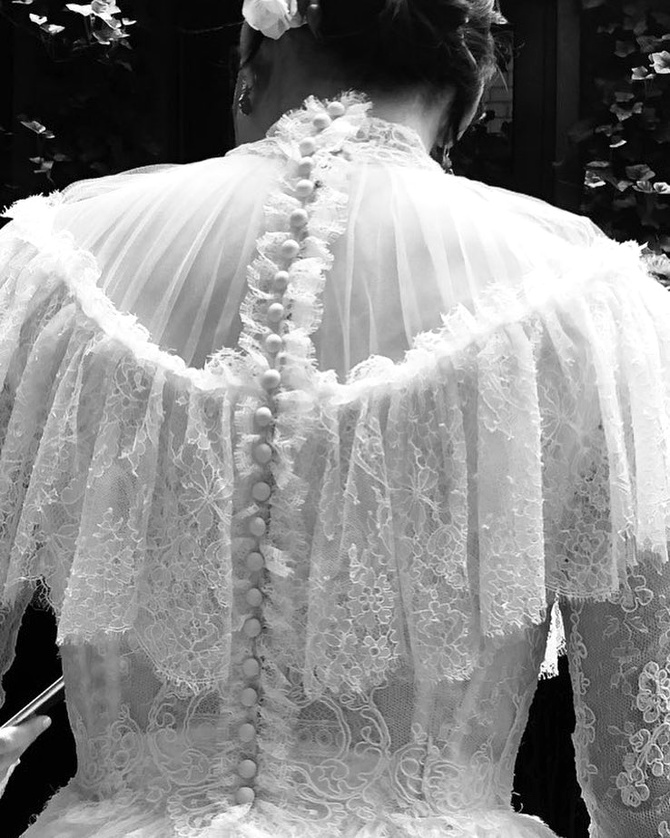 Robe de mari�e 1900 ? Non, cr�ation Dolce & Gabbana 2018 !