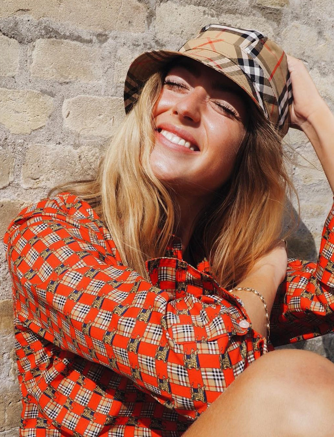 Pour ou contre le retour du tartan Burberry au sein des imprim�s tendances ?