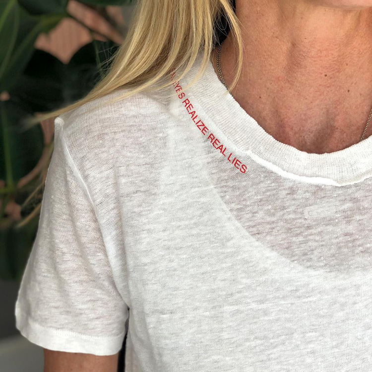 Oui aux inscriptions discr�tes et bien plac�es !