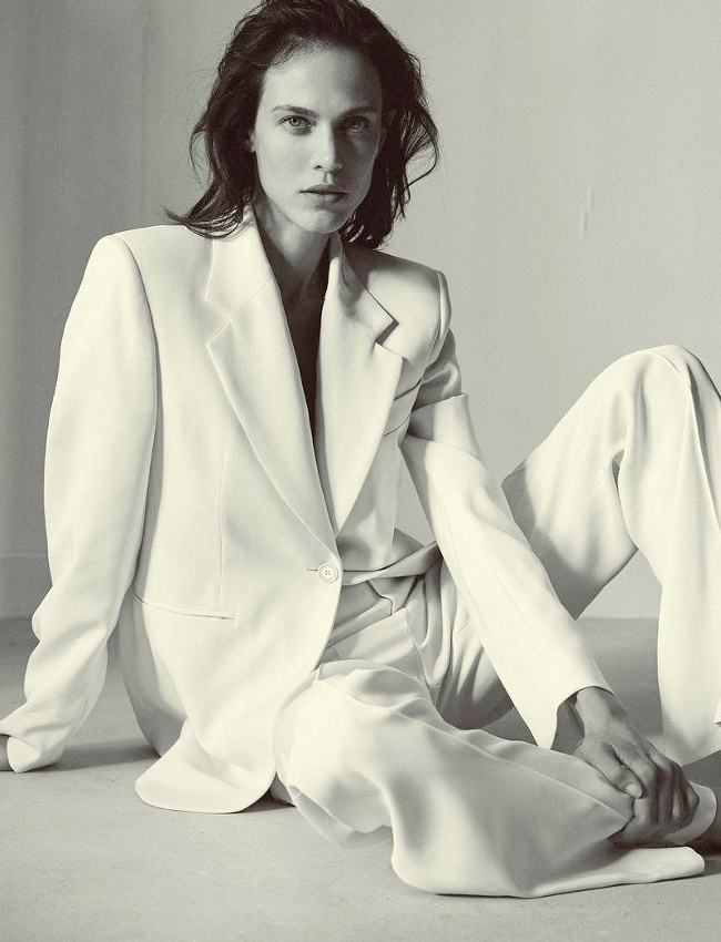 Wanted : un costume masculin immacul�