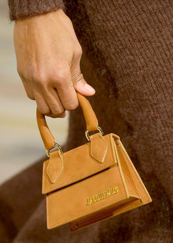 Pour ou contre le sac lilliputien ?