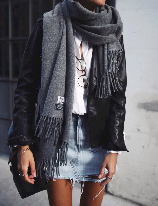 Septembre, ce moment fugace o� �charpe et jambes nues peuvent cohabiter...