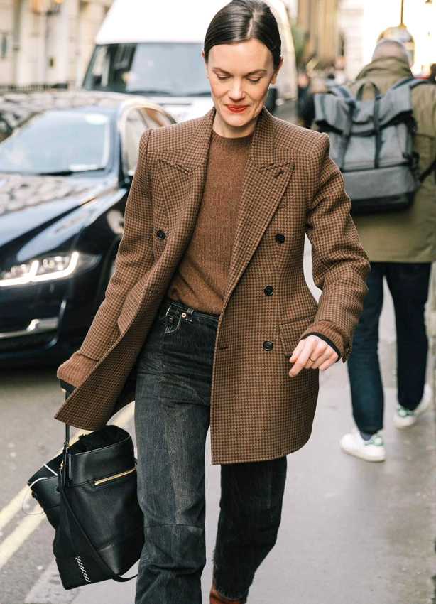 Marron + noir = le bon mix