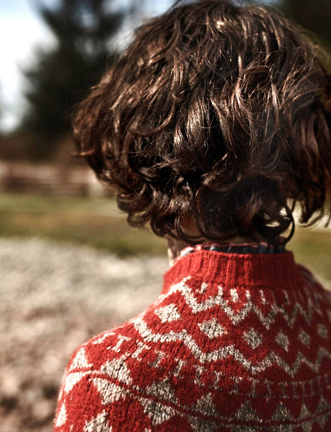 Petit carr� ondul� chocolat + fin pull de montagne = le bon mix