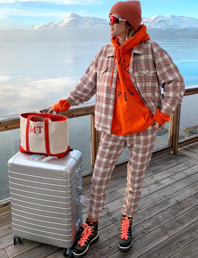 Arborer un look fashionnement correct � la montagne : l'enjeu majeur des instagrameuses !