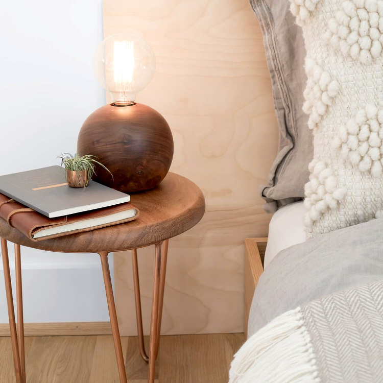 Bois poli + effet cuivr� + laine = le bon mix