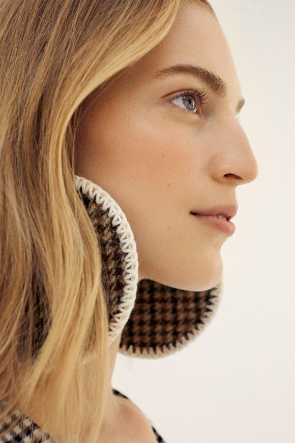 Pour ou contre les cr�oles en tweed ?