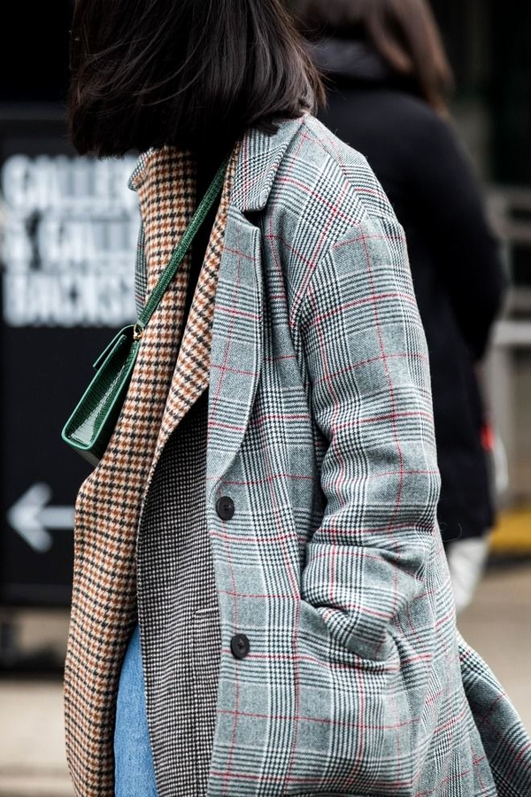 Oui aux superpositions de pardessus � carreaux !