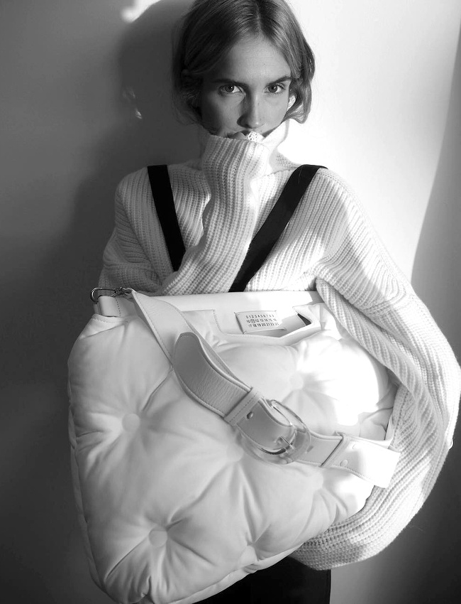 Maison Martin Margiela, la griffe qui pense aux matins difficiles des modeuses...